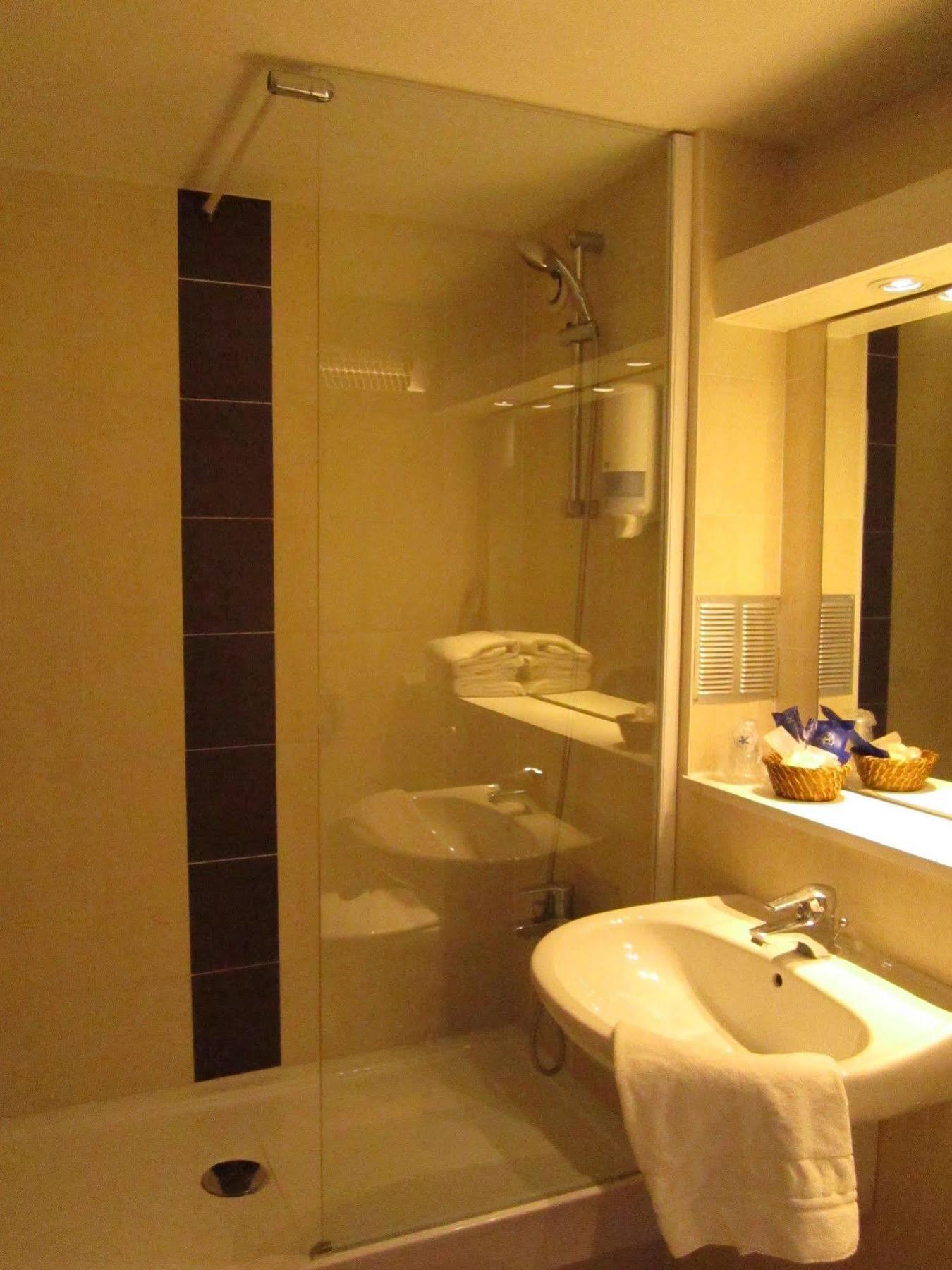 Greet Hotel Belleville En Beaujolais A6 외부 사진